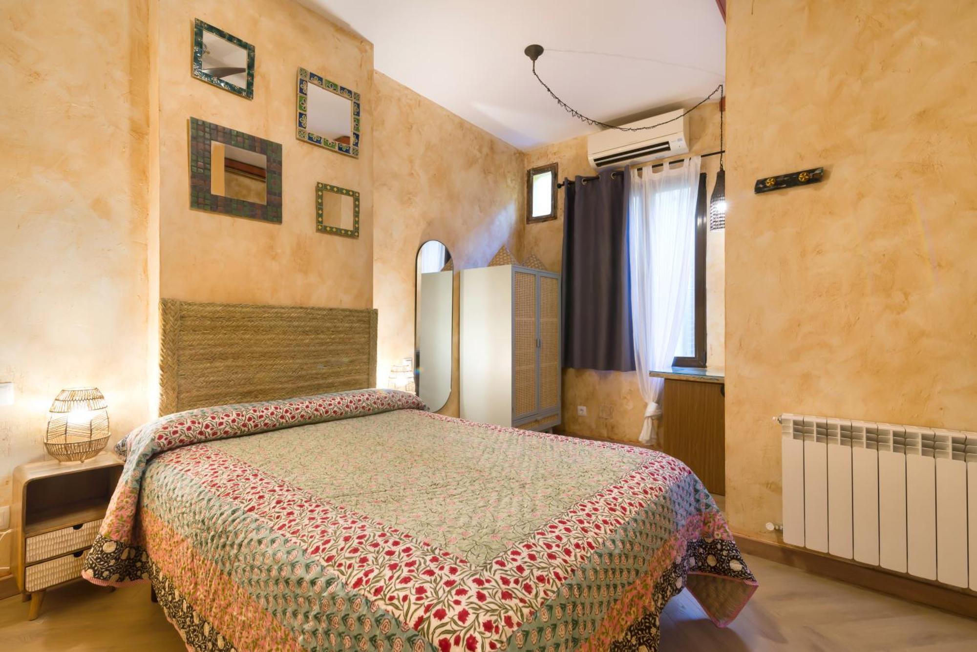 Hostal Artistic B&B Madrid Extérieur photo